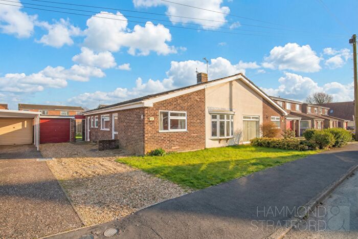 3 Bedroom Semi-Detached Bungalow For Sale In Buckingham Drive, Hethersett, NR9