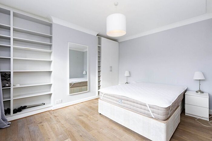 1 Bedroom Flat To Rent In Stanley Gardens, London, NW2