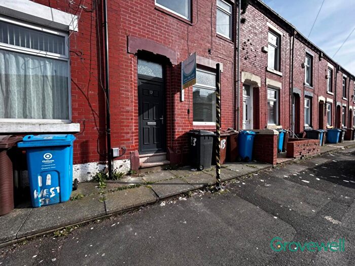 3 Bedroom Terraced House To Rent In Westfield Street, Chadderton, Oldham, OL9