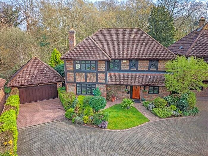 4 Bedroom Detached House For Sale In Pinehurst, Sunninghill, Ascot, Berkshire, SL5
