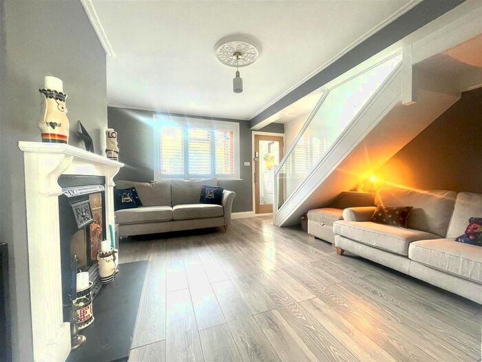 2 Bedroom Semi-Detached House To Rent In Redlands Road, Enfield, EN3