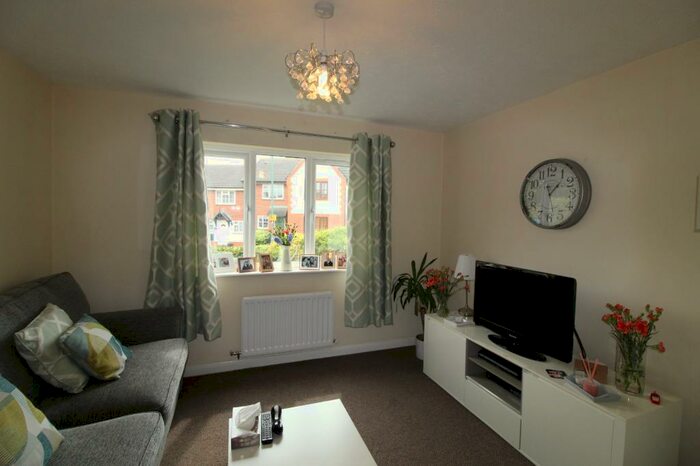 1 Bedroom House To Rent In Sevenoaks Close, Sutton, Surrey, SM2