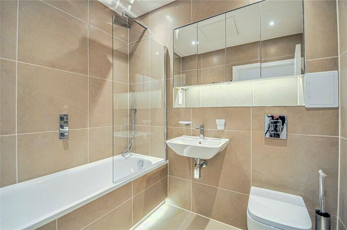 1 Bedroom Flat To Rent In Vista Court, Nobel Drive, Harlington, Hayes UB3