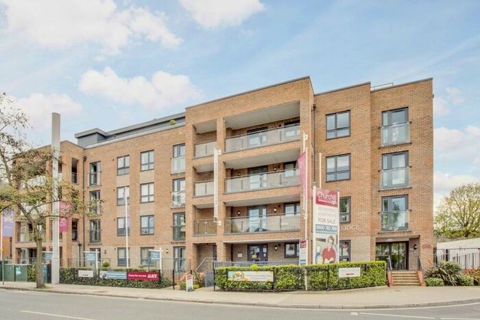 1 Bedroom Apartment For Sale In Heath Lodge, Marsh Road, Pinner, HA5