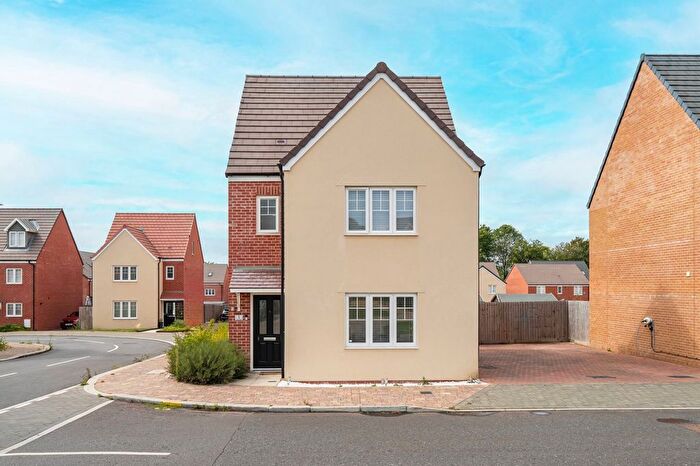 4 Bedroom Detached House For Sale In Wren Street, Harlow, CM17