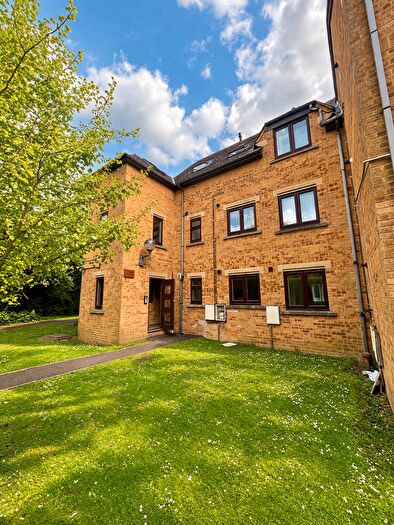 2 Bedroom Flat To Rent In Farrans Court, Northwick Avenue, Harrow, HA3