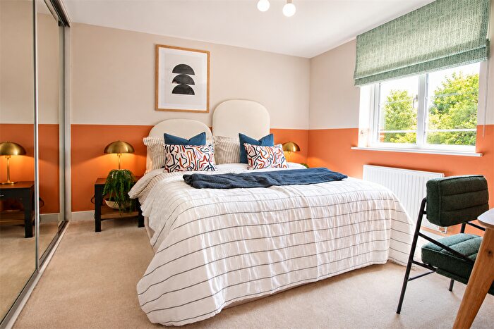 3 Bedroom Detached House For Sale In Chaffinch Way, TF7