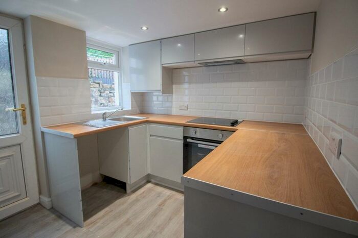 3 Bedroom Private Hall To Rent In Garnet Street, Lancaster, LA1