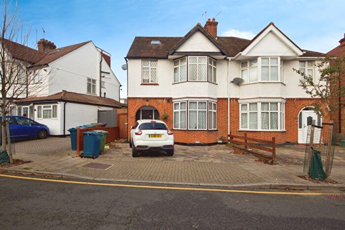 5 Bedroom Detached House For Sale In Nibthwaite Road, Harrow, HA1
