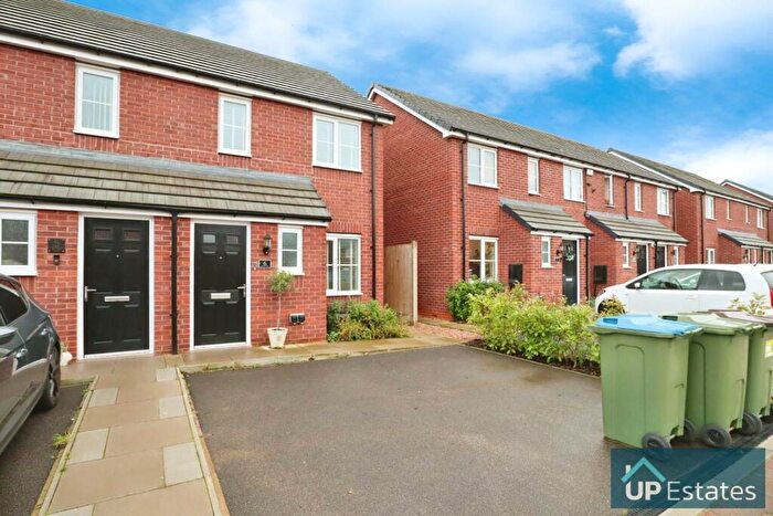 2 Bedroom Semi-Detached House To Rent In Bracken Walk, Coventry, CV3
