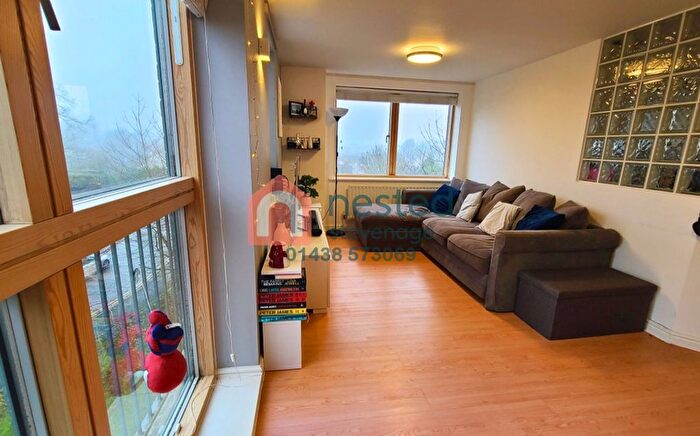 2 Bedroom Flat For Sale In Kilby Road, Stevenage, SG1