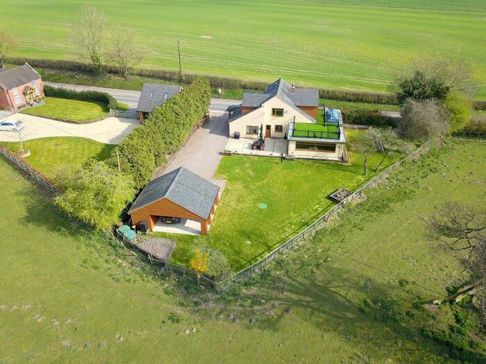 3 Bedroom Cottage For Sale In Sugnall, Stafford, ST21