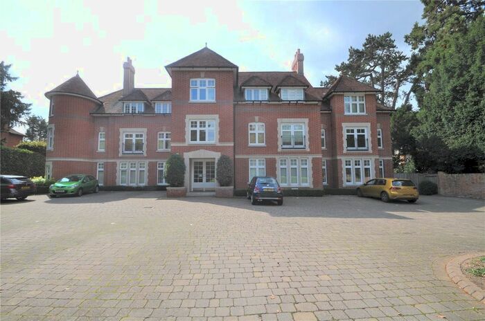 2 Bedroom Flat To Rent In New Dover Road, Canterbury, CT1