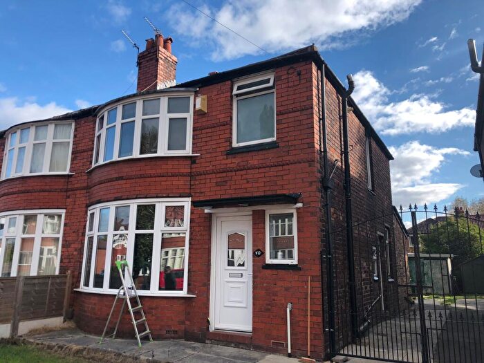 3 Bedroom Semi-Detached House To Rent In Stephens Road, M20
