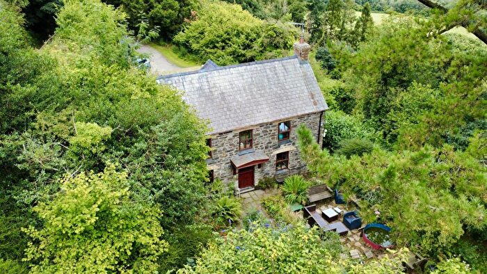 4 Bedroom Smallholding For Sale In Login, Whitland, SA34
