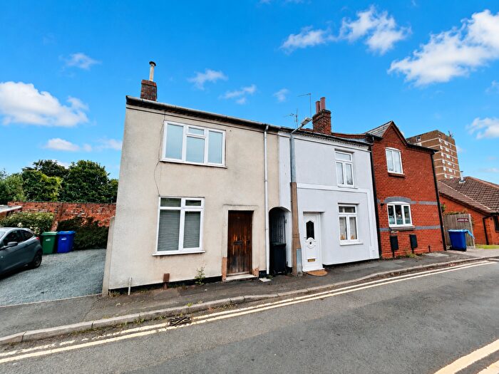 2 Bedroom End Of Terrace House For Sale In Short Street, Stourbridge, DY8