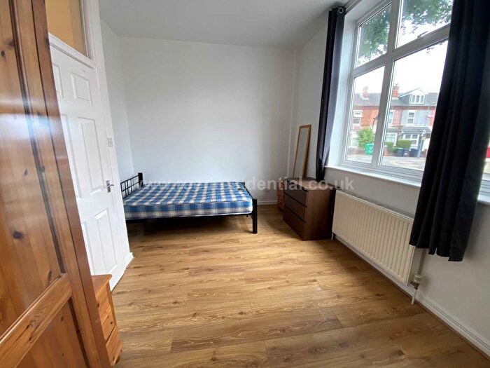 2 Bedroom Flat To Rent In Exeter Road, Selly Oak, B29