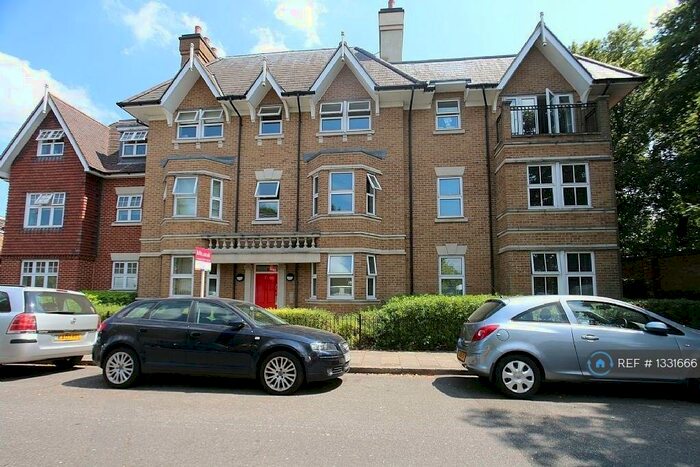 2 Bedroom Flat To Rent In Lansdowne Road, Bromley, BR1