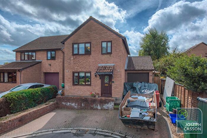 3 Bedroom Detached House For Sale In Grays Avenue, Westonzoyland, TA7