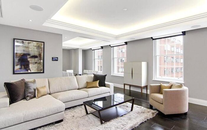 3 Bedroom Flat To Rent In Crawford Street, Marylebone, London, W1H