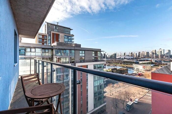 2 Bedroom Flat To Rent In Western Gateway, London, E16