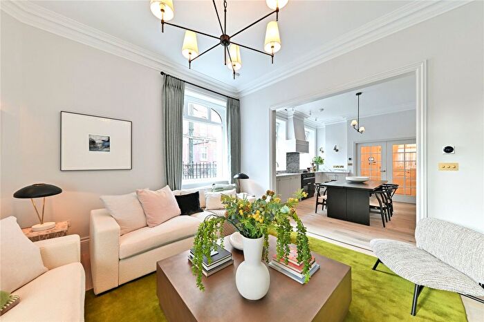 2 Bedroom Flat For Sale In Seymour Place, Marylebone, London, W1H