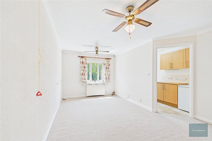 2 Bedroom Flat For Sale In Wharf Court, Melksham, SN12