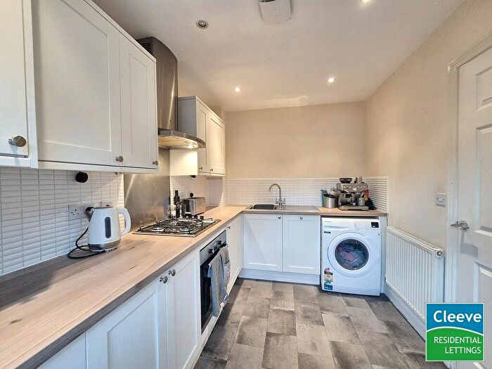 4 Bedroom Town House To Rent In Clearwell Gardens, Cheltenham, GL52