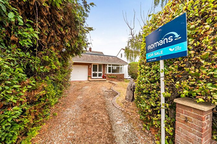 3 Bedroom Detached House For Sale In High Street, Haydon Wick, Swindon, SN25