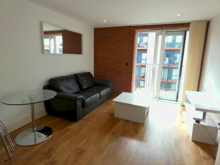 1 Bedroom Flat To Rent In Major Draper Street, London, SE18