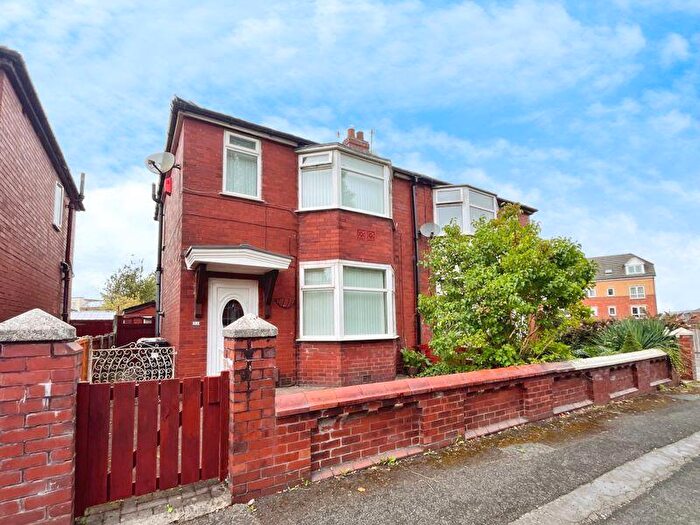 3 Bedroom Semi-Detached House For Sale In Presto Street, Farnworth, BL4