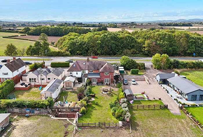 4 Bedroom Semi-Detached House For Sale In Gloucester Road, Tewkesbury, Gloucestershire, GL20