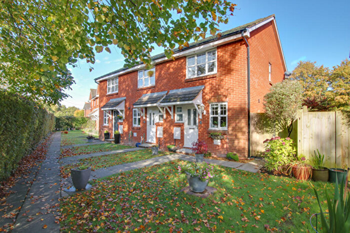 2 Bedroom End Of Terrace House For Sale In Lower Upham, SO32
