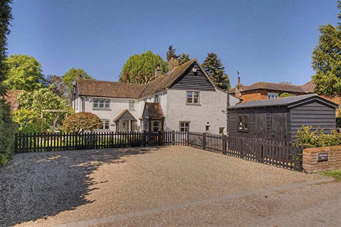4 Bedroom House For Sale In Gustard Wood, Wheathampstead, AL4