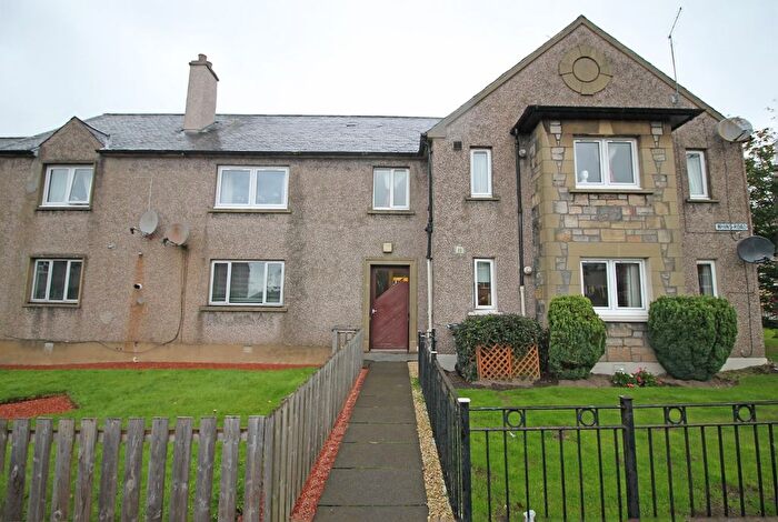 2 Bedroom Flat To Rent In Whins Road, Whins Of Milton, Stirling, FK7