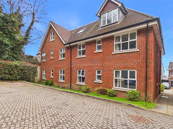 2 Bedroom Flat To Rent In Garlands Court, Garlands Road, Redhill, Surrey, RH1