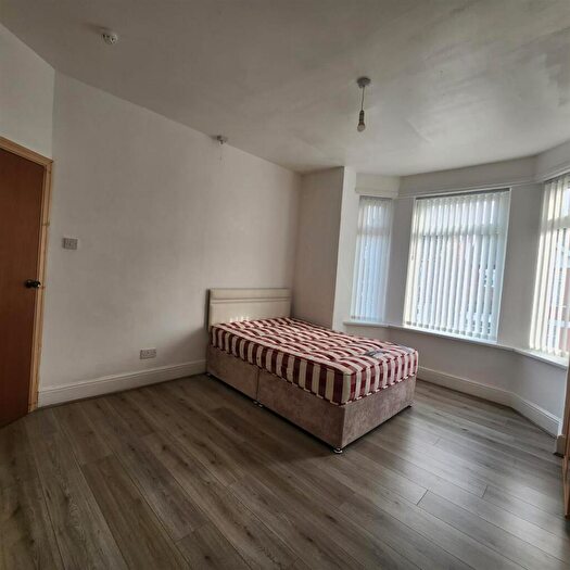 1 Bedroom House To Rent In Clitheroe Road, Manchester, M13