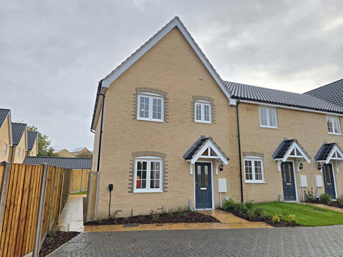 3 Bedroom End Of Terrace House For Sale In Laureate Road, Bury St. Edmunds, Suffolk, IP33