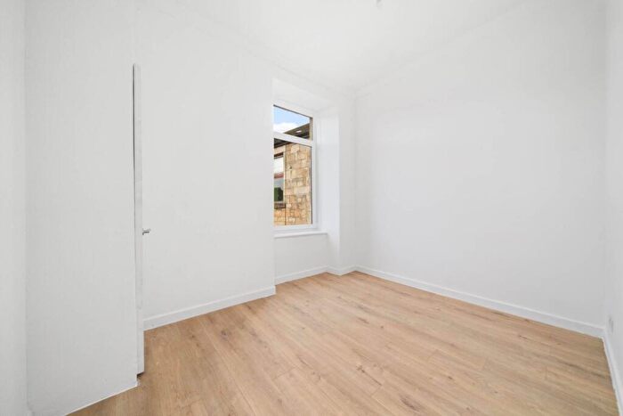 1 Bedroom Flat To Rent In Govanhill Street, Govanhill, G42
