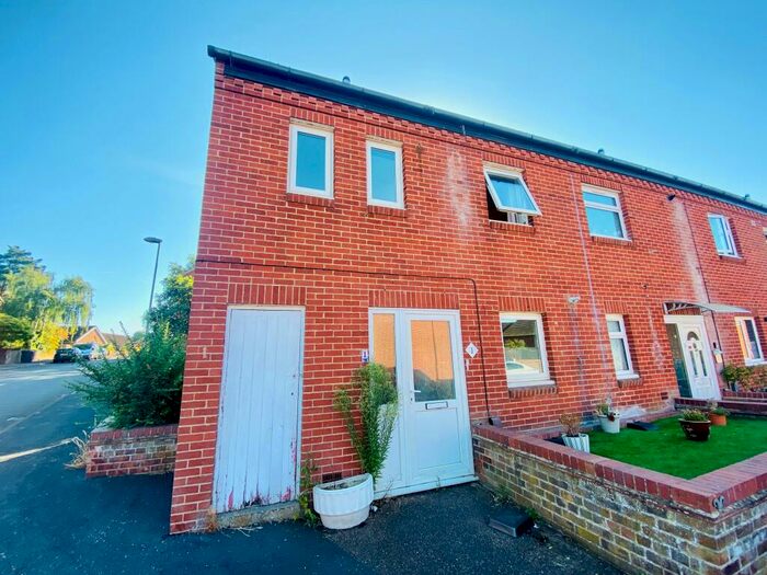 4 Bedroom House To Rent In Donchurch Close, NR5
