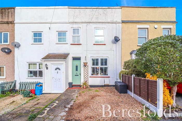 2 Bedroom Terraced House For Sale In Cromwell Road, Warley, CM14