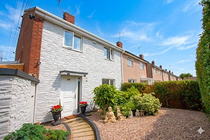 3 Bedroom Semi Detached House For Sale In Dowty Avenue, Bedworth, CV12