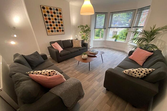 6 Bedroom Semi Detached House To Rent In Broadgate, Beeston, NG9