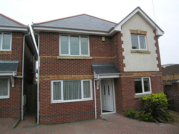 6 Bedroom House To Rent In Bedroom Detached House In Winton, BH9