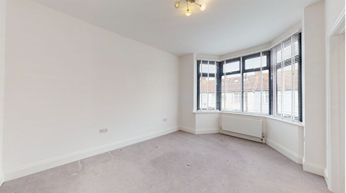 2 Bedroom Flat To Rent In Caithness Road, Mitcham, CR4