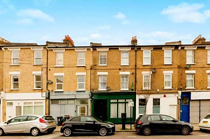 1 Bedroom Flat To Rent In Santley Street, Brixton, SW4