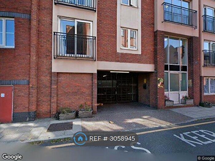 2 Bedroom Flat To Rent In Spert Street, London, E14