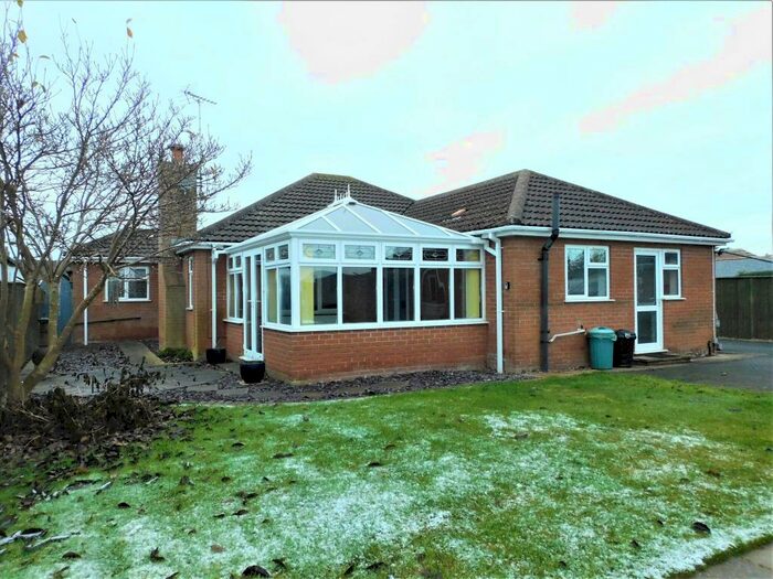 3 Bedroom Detached Bungalow To Rent In Branches Lane, Holbeach, PE12