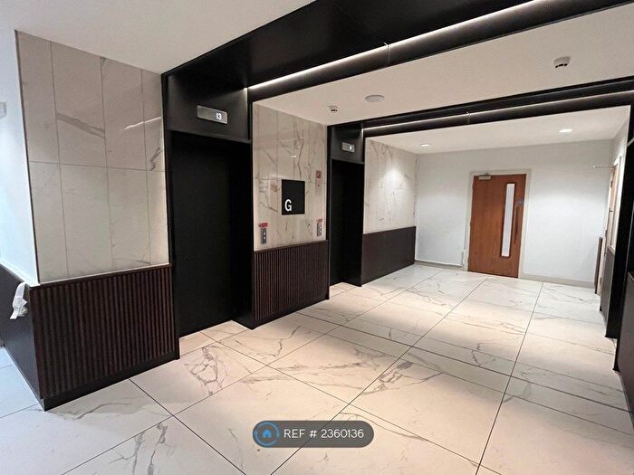 1 Bedroom Flat To Rent In Chester Road, Manchester, M15