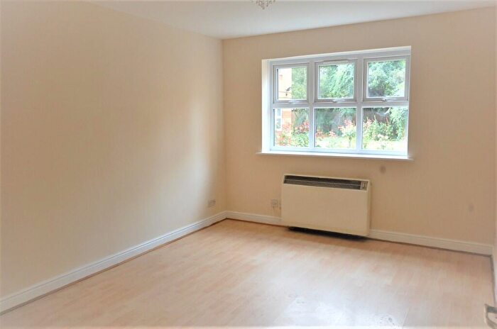 1 Bedroom Flat For Sale In Basevi Way, London, SE8